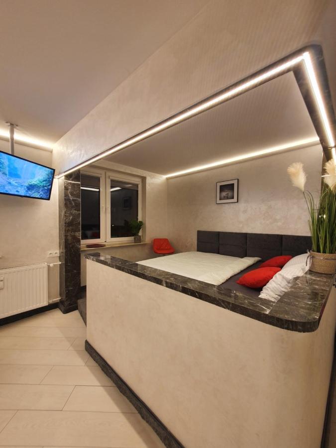 Chill Toronto Apartamento Białystok Exterior foto