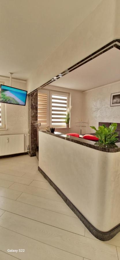 Chill Toronto Apartamento Białystok Exterior foto